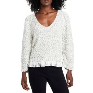 Vince Camuto Womens White Fringed Long Sleeve
Sweater Size XL